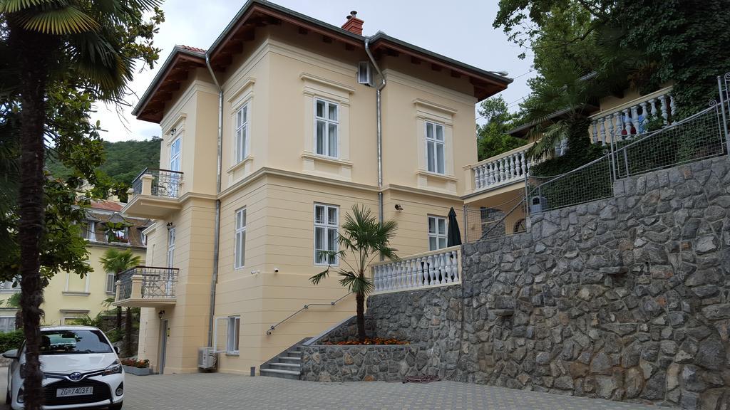 Apartments Villa Atta Οπατία Εξωτερικό φωτογραφία